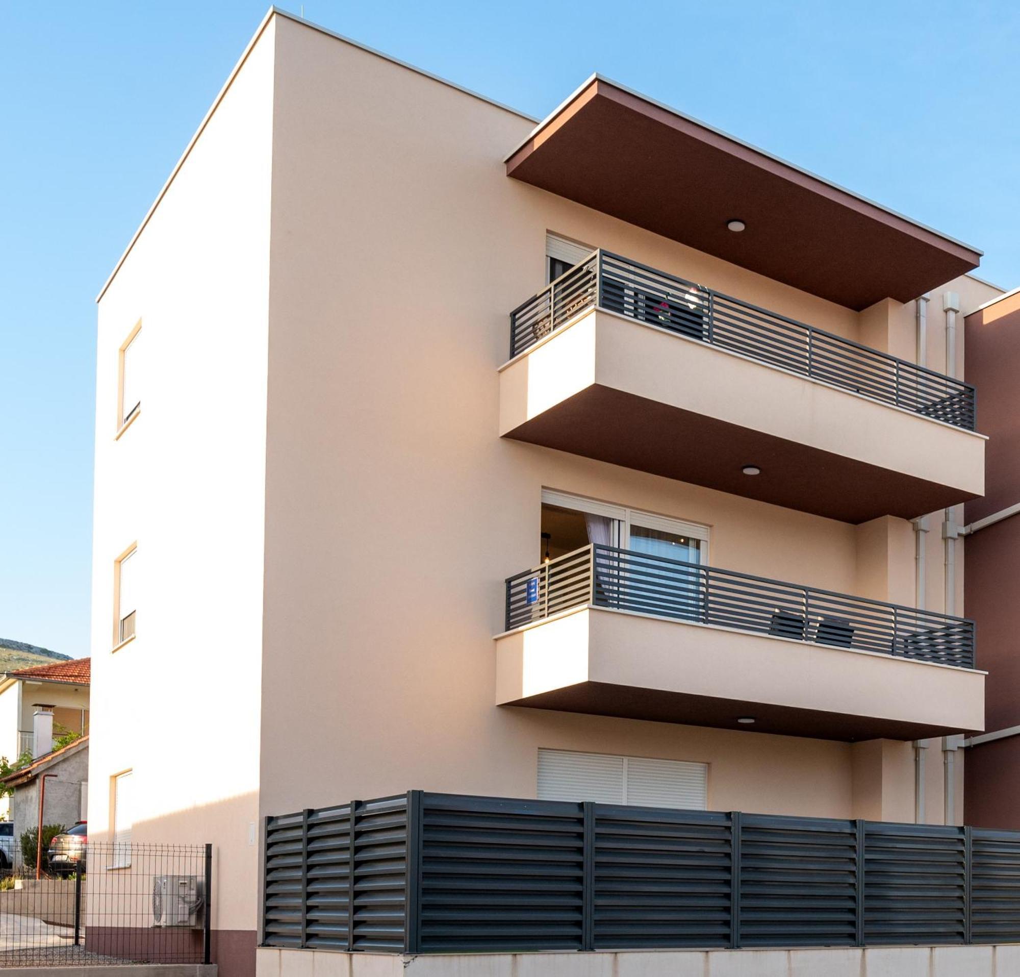 Apartment Ivi Trogir Exterior photo